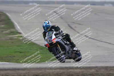 media/Nov-29-2025-TrackDaz (Sat) [[10ae2d9bce]]/B Group/Session 3 (Outside Grapevine)/